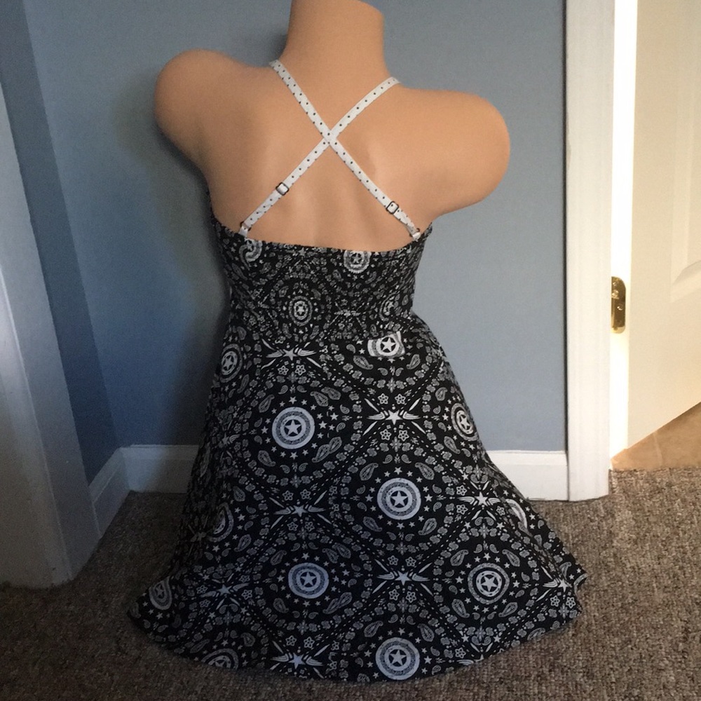 Marvel Dress - Picture 2 of 4